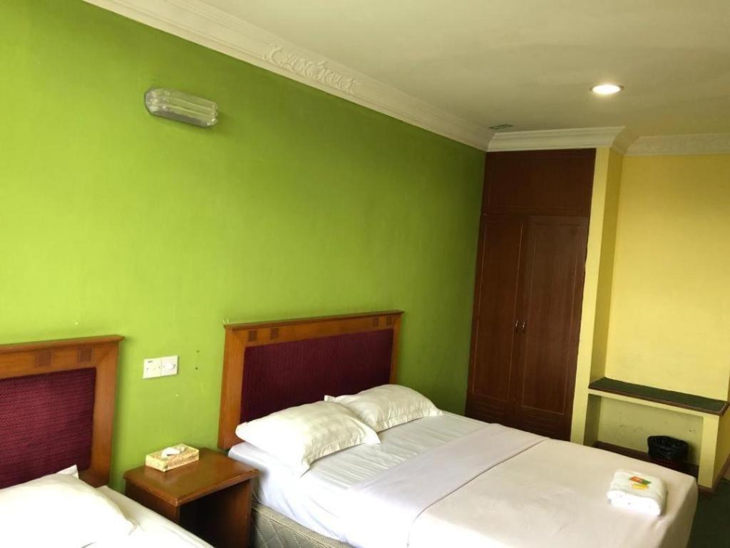 Hotel Perdana Lawas Extérieur photo