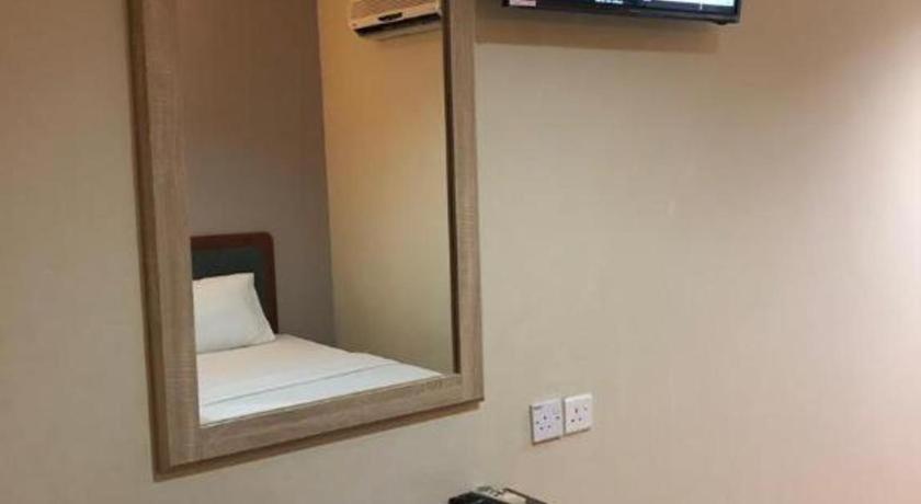 Hotel Perdana Lawas Extérieur photo