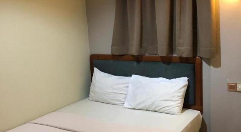 Hotel Perdana Lawas Extérieur photo